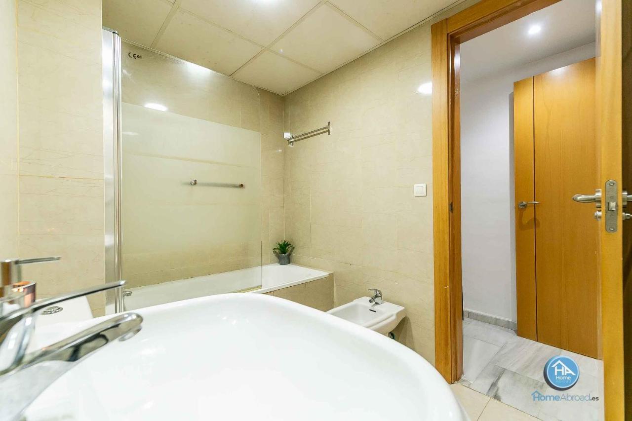 Paseo De La Salud Apartment Malaga Exterior photo