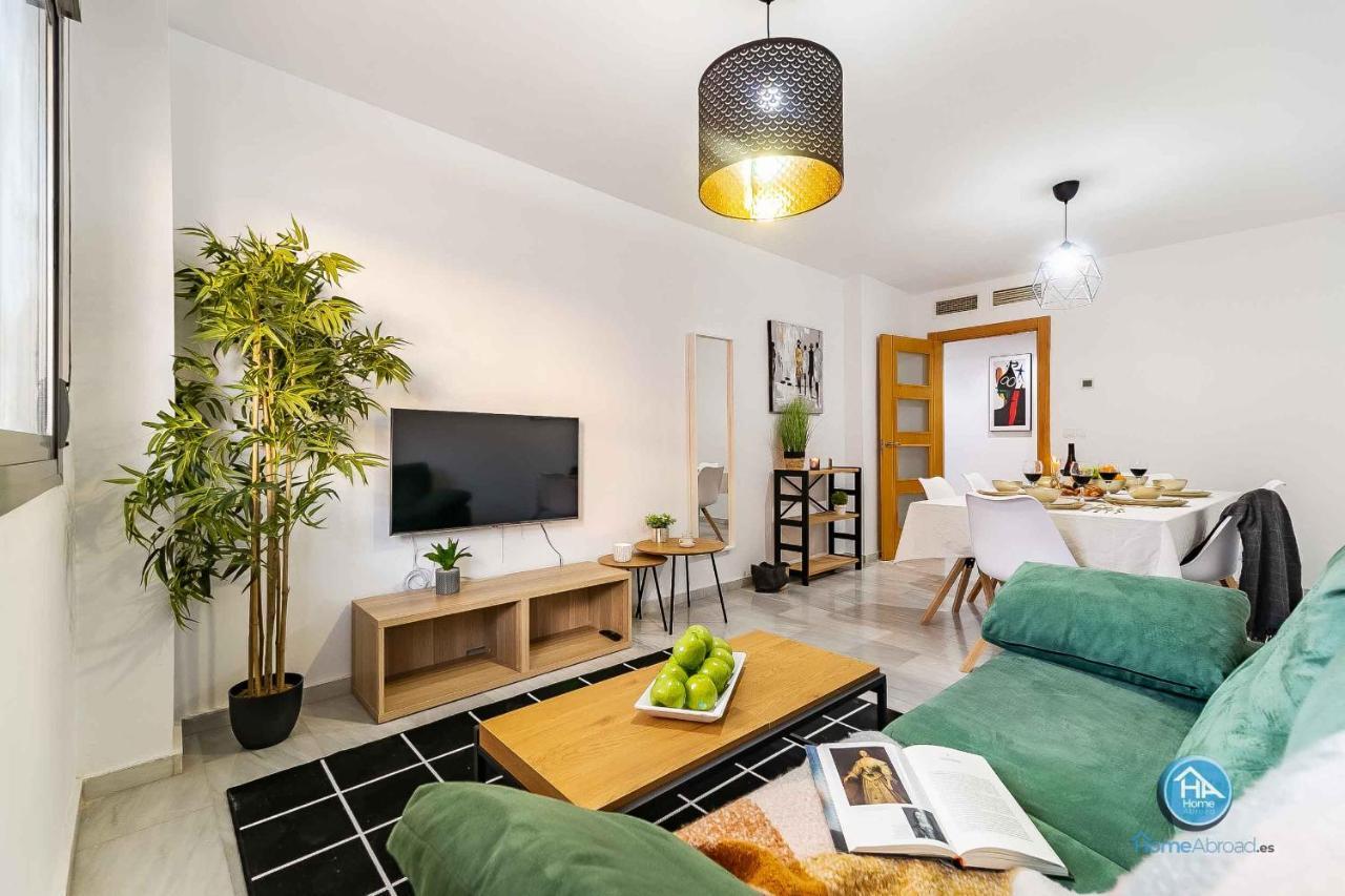 Paseo De La Salud Apartment Malaga Exterior photo